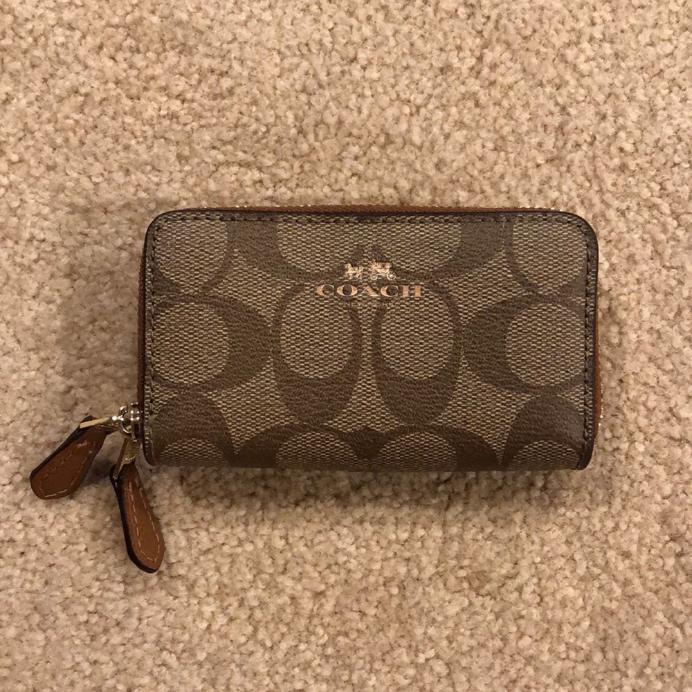 Coach zipper pouch/wallet